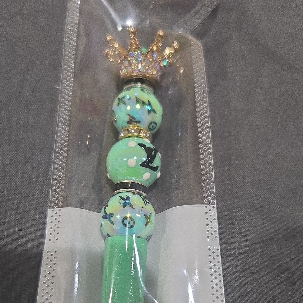 Mint Green Crown Pen